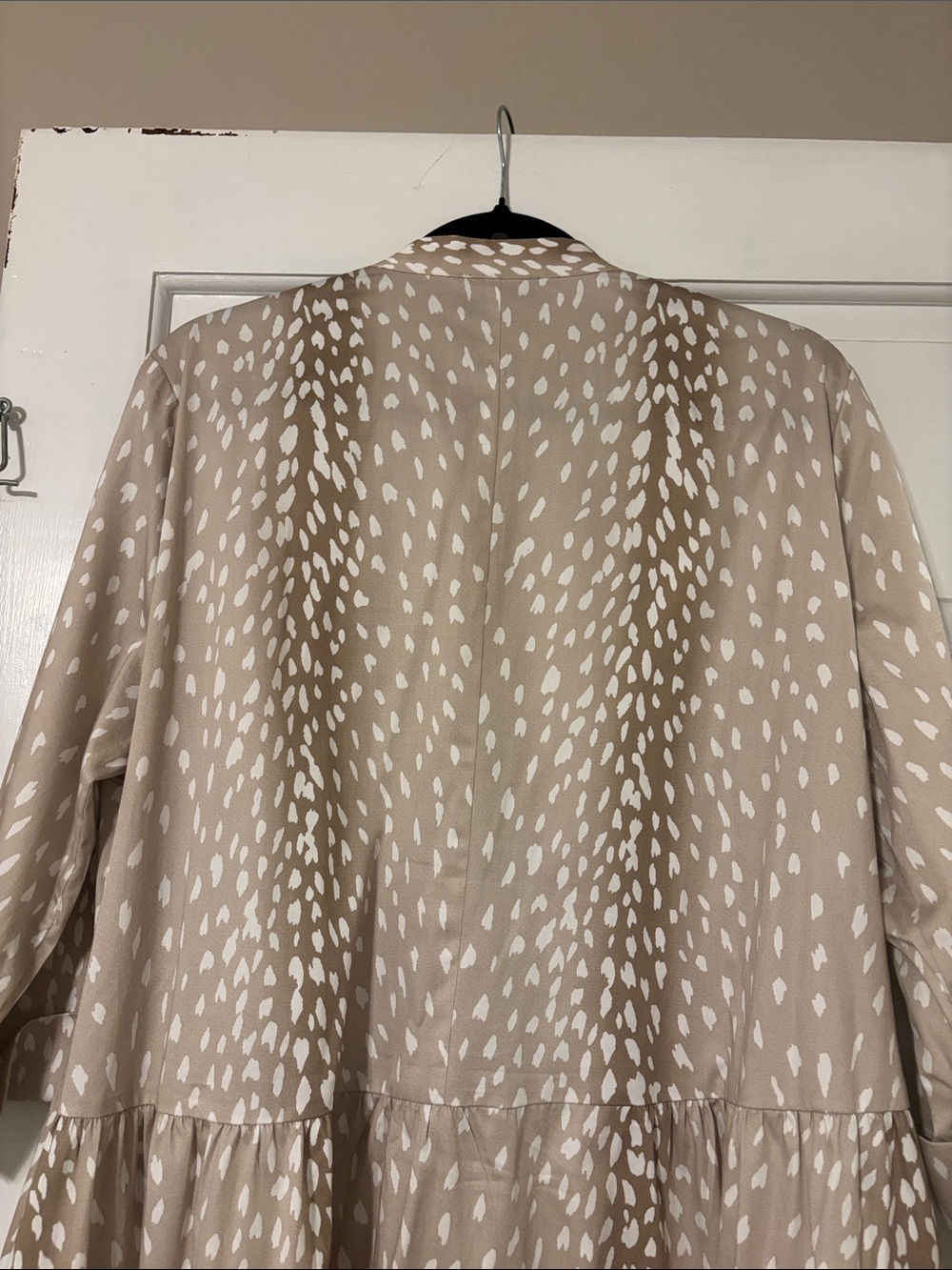 Like New!! Tuckernuck Beige and White Spot Midi Dress - Picture 11 of 11